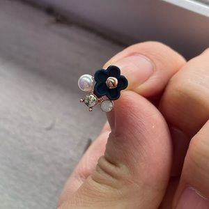 flower earring